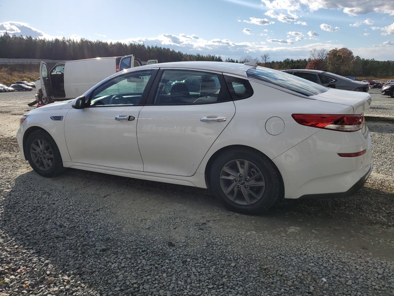 VIN 5XXGT4L38KG348519 2019 KIA OPTIMA no.2