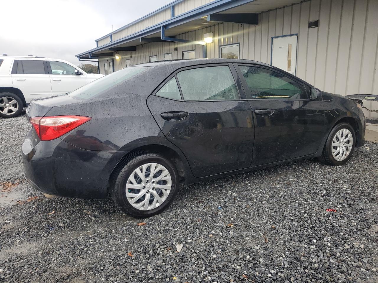 VIN 5YFBURHEXHP649372 2017 TOYOTA COROLLA no.3