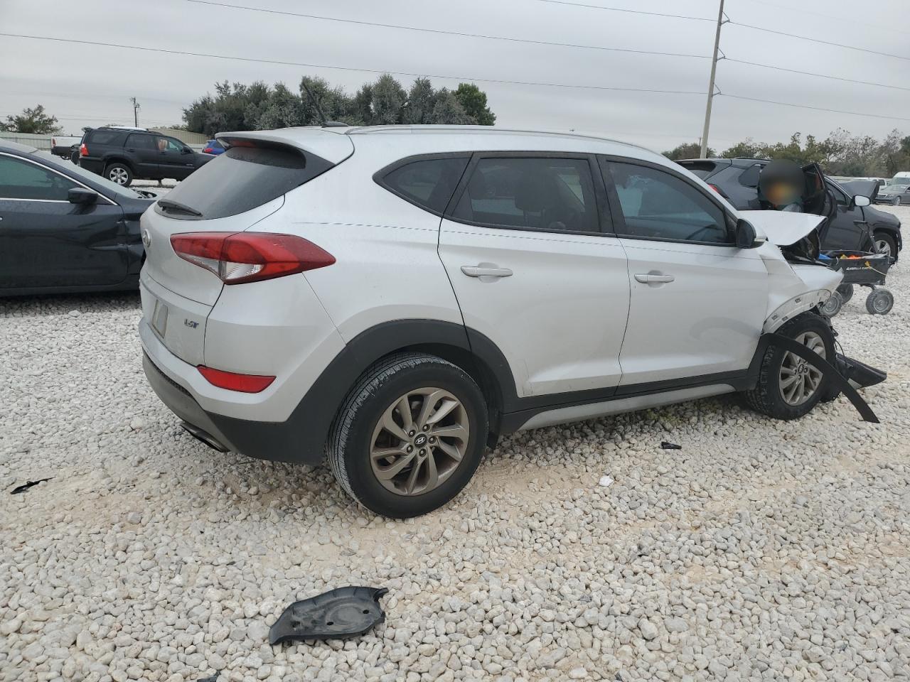 VIN KM8J33A25HU476791 2017 HYUNDAI TUCSON no.3