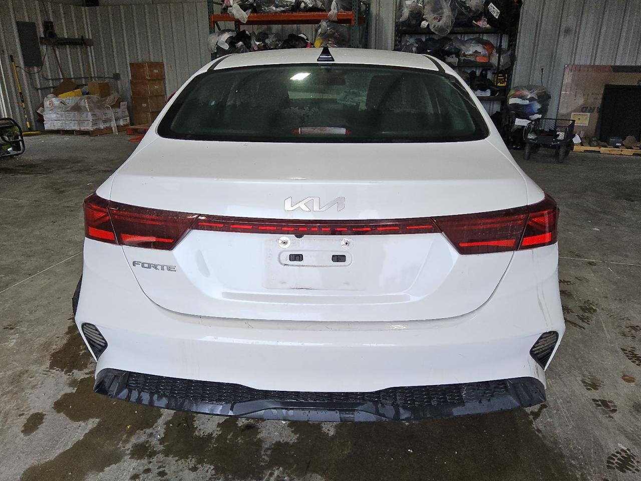 2023 Kia Forte - Image 6