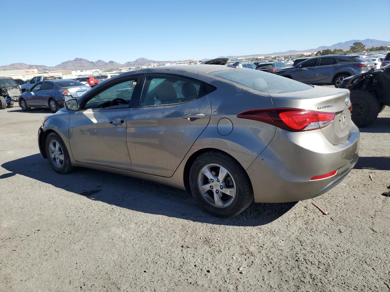 2014 Hyundai Elantra - Image 2