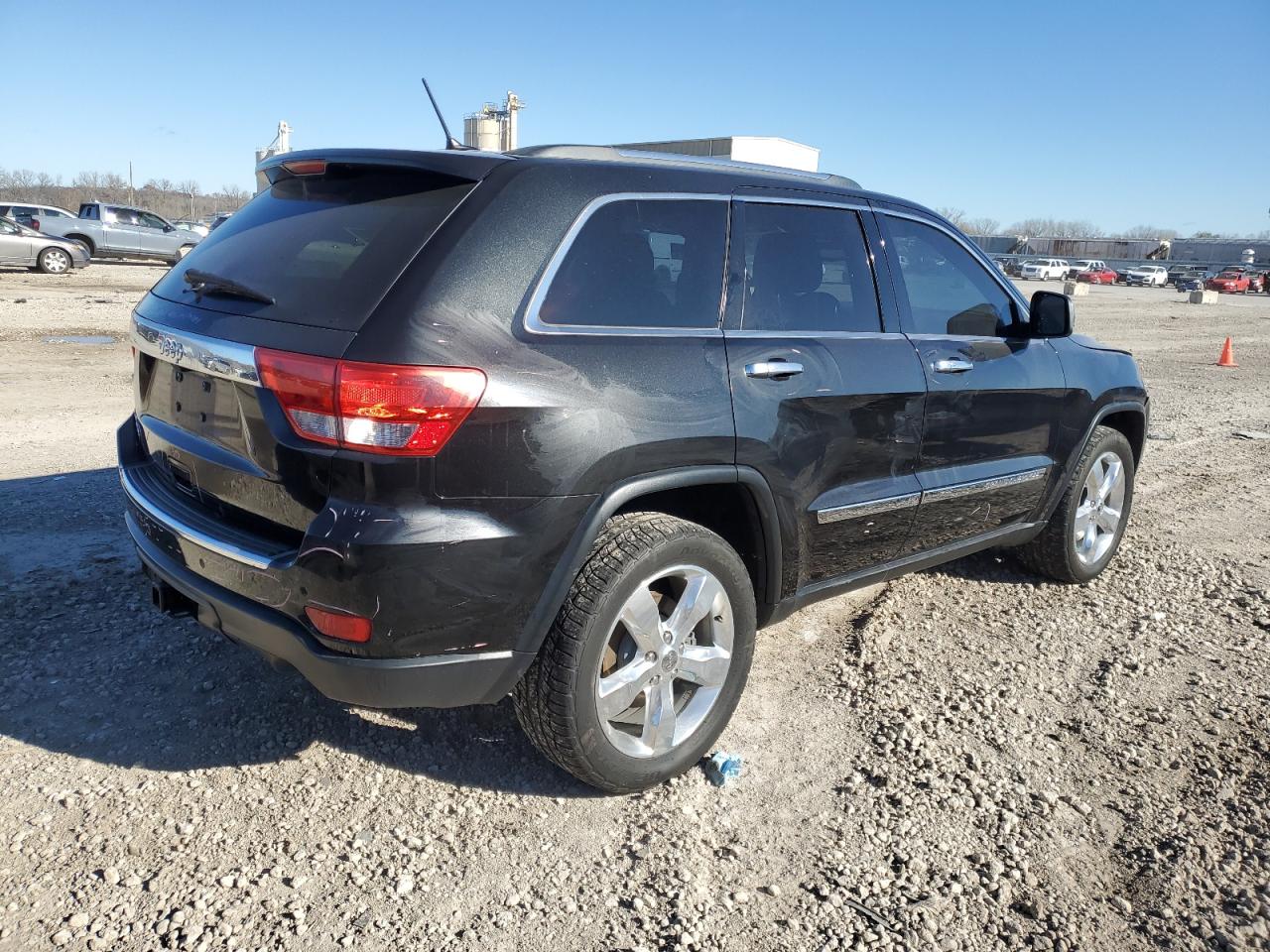 2013 Jeep Grand Cherokee - Image 3