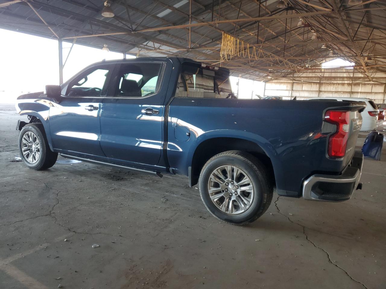 2022 Chevrolet Silverado - Image 2