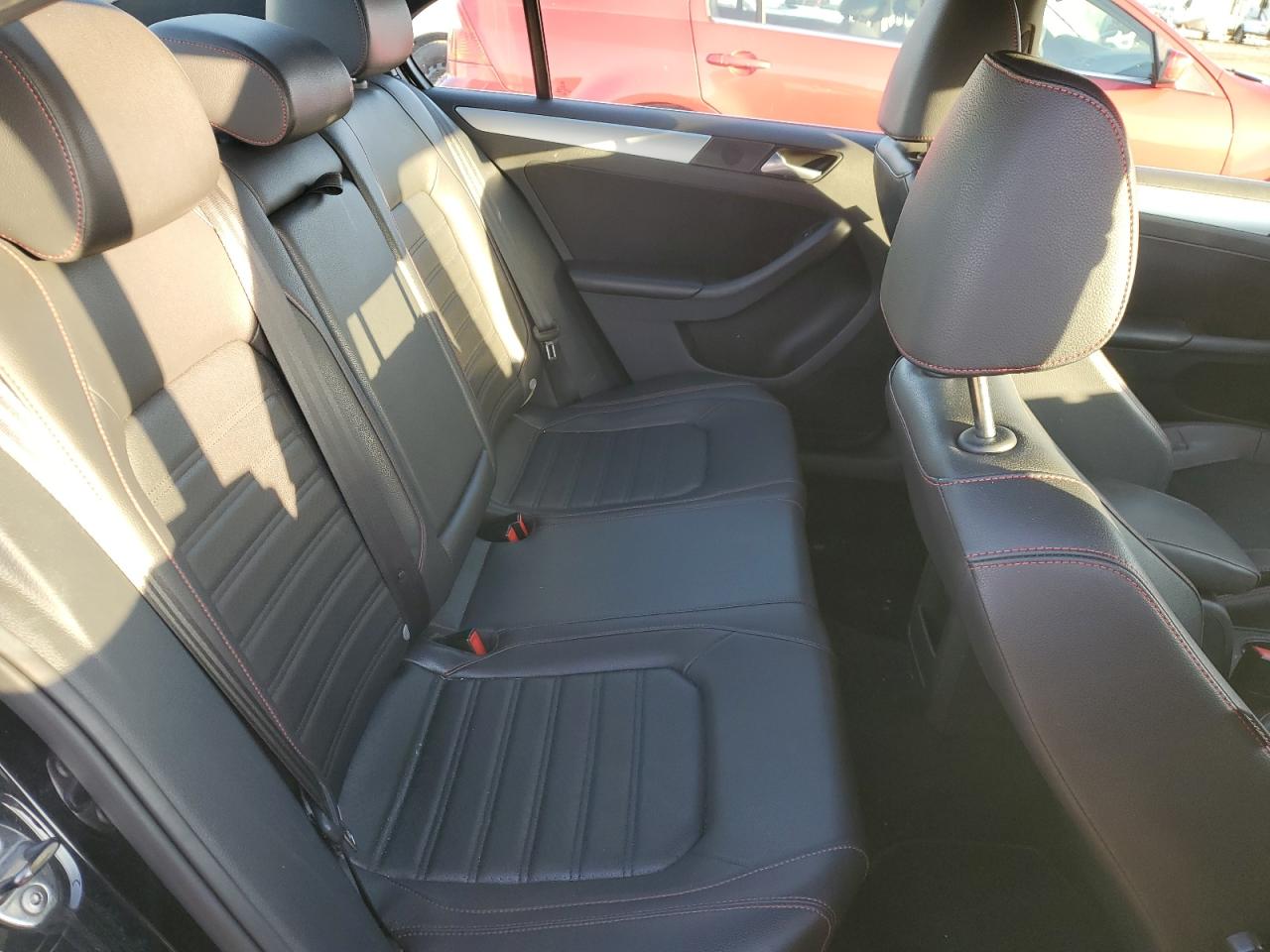 2014 Volkswagen Jetta - Image 10