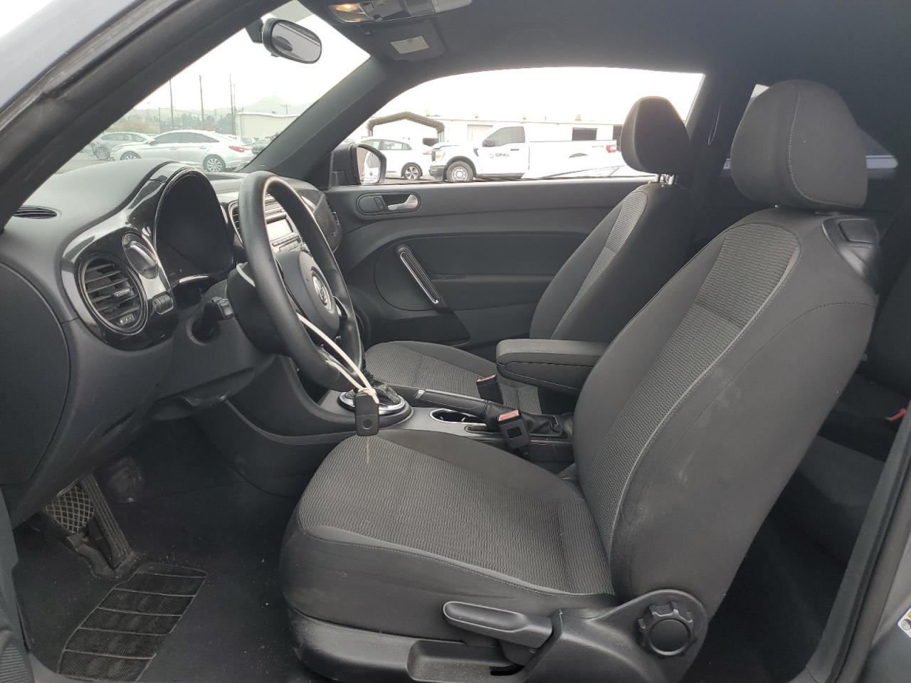 2014 Volkswagen Beetle - Image 7