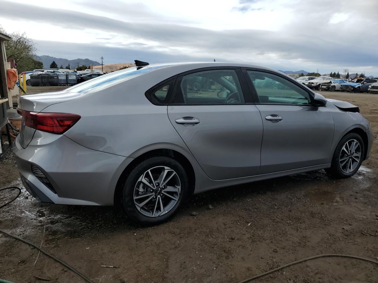 2024 Kia Forte - Image 3