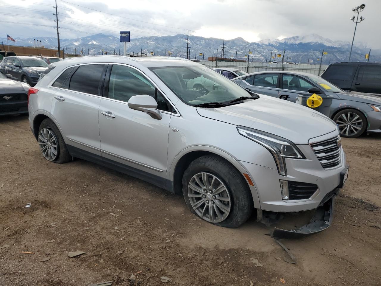 VIN 1GYKNDRS4HZ248422 2017 CADILLAC XT5 no.4