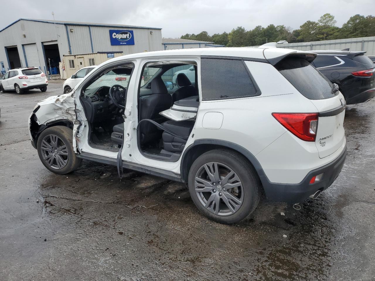 2020 Honda Passport - Image 2