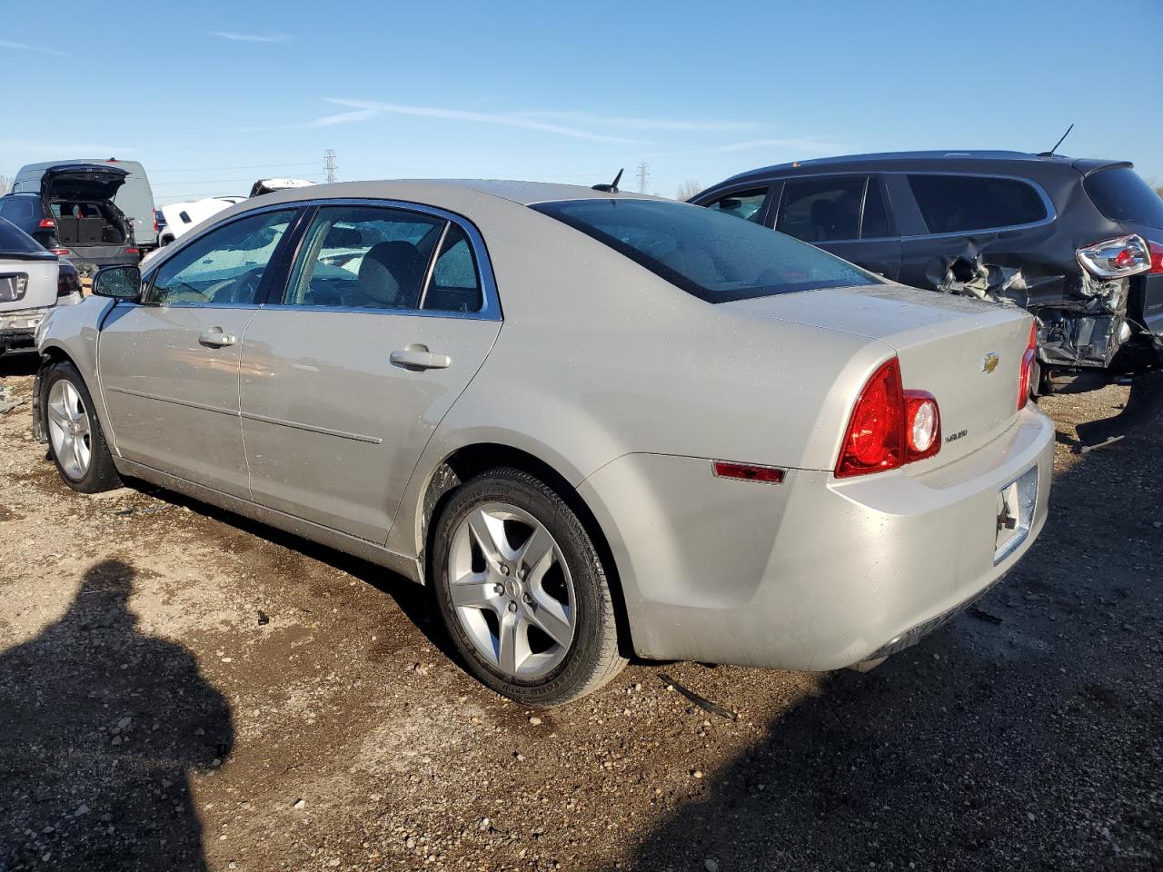 2010 Chevrolet Malibu - Image 2