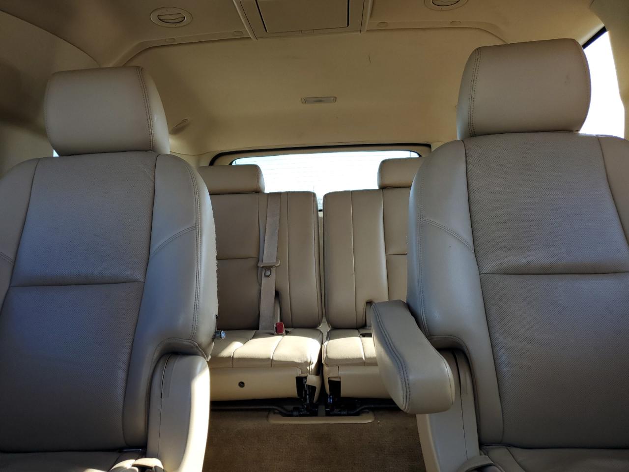 2012 GMC Yukon Xl Denali VIN: 1GKS2MEF7CR191718 Lot: 79338634