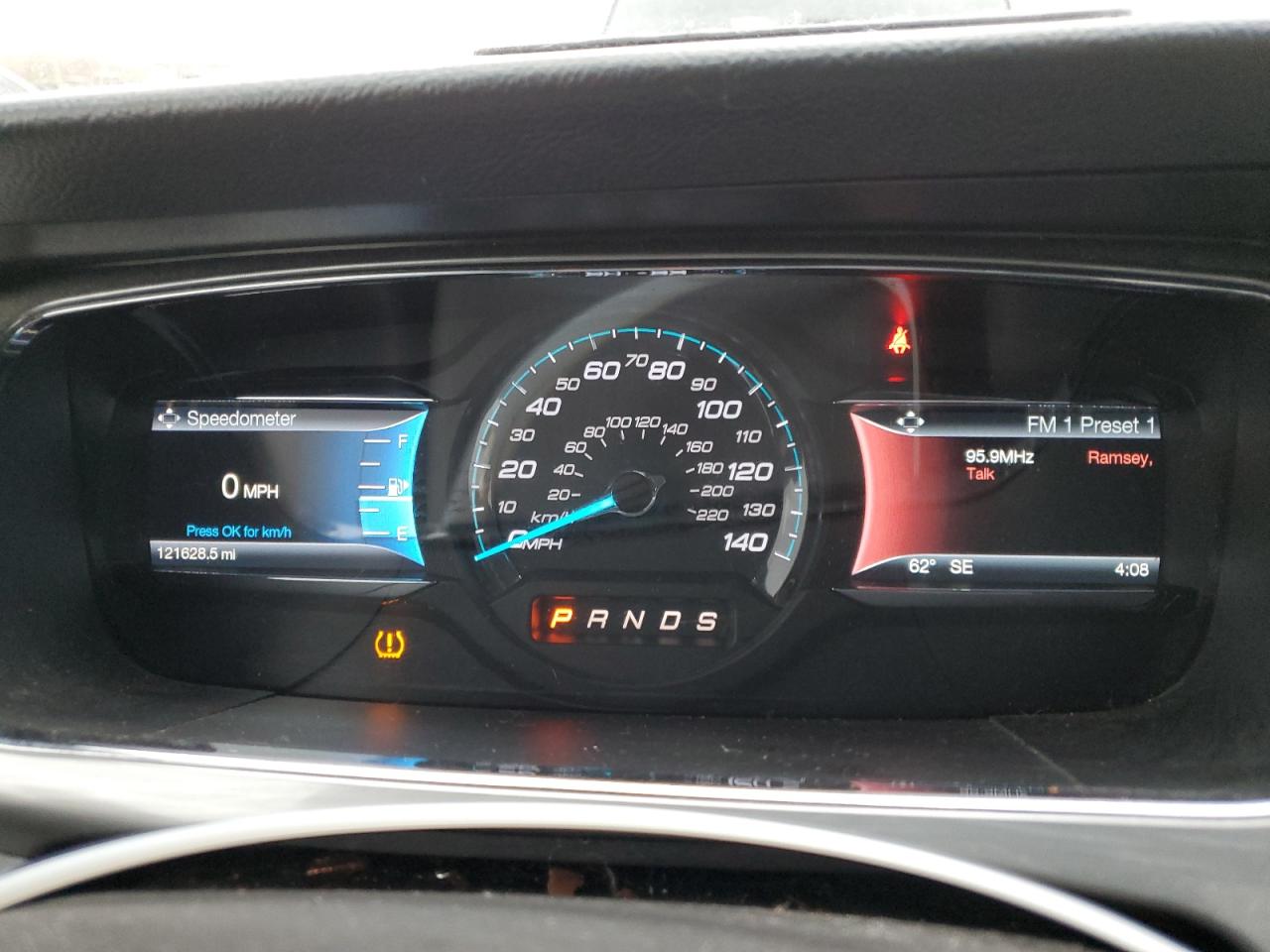 2016 Ford Taurus - Image 9