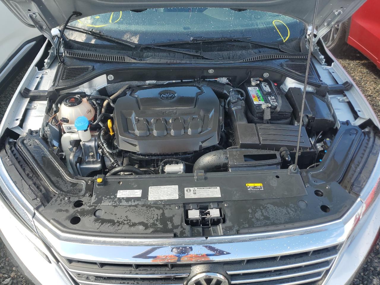 2020 Volkswagen Passat - Image 11