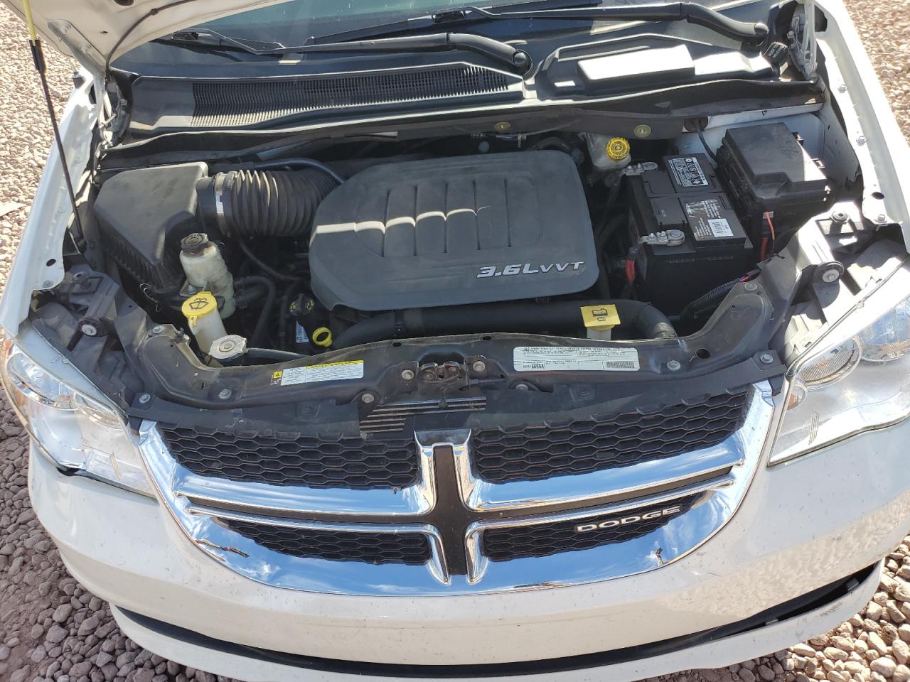 2012 Dodge Caravan - Image 12