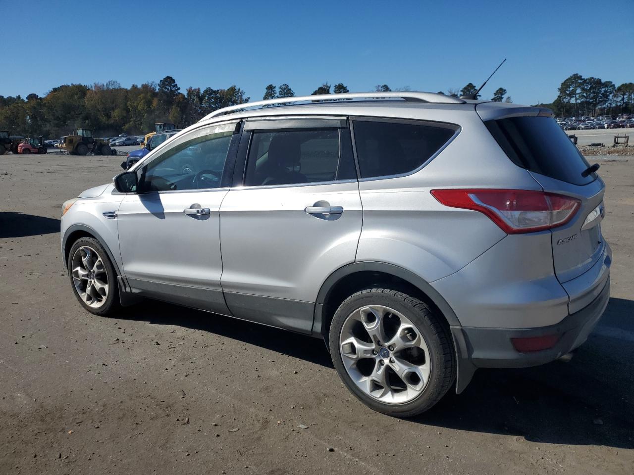 2015 Ford Escape - Image 2