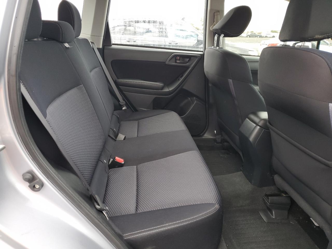 2016 Subaru Forester - Image 11