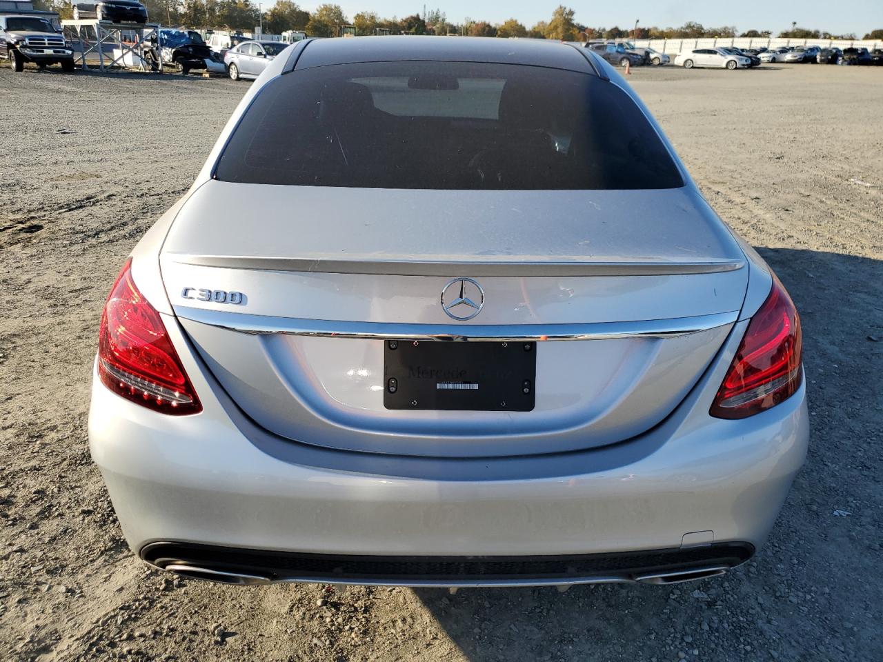 2018 Mercedes-Benz C 300 VIN: 55SWF4JBXJU243851 Lot: 79400154