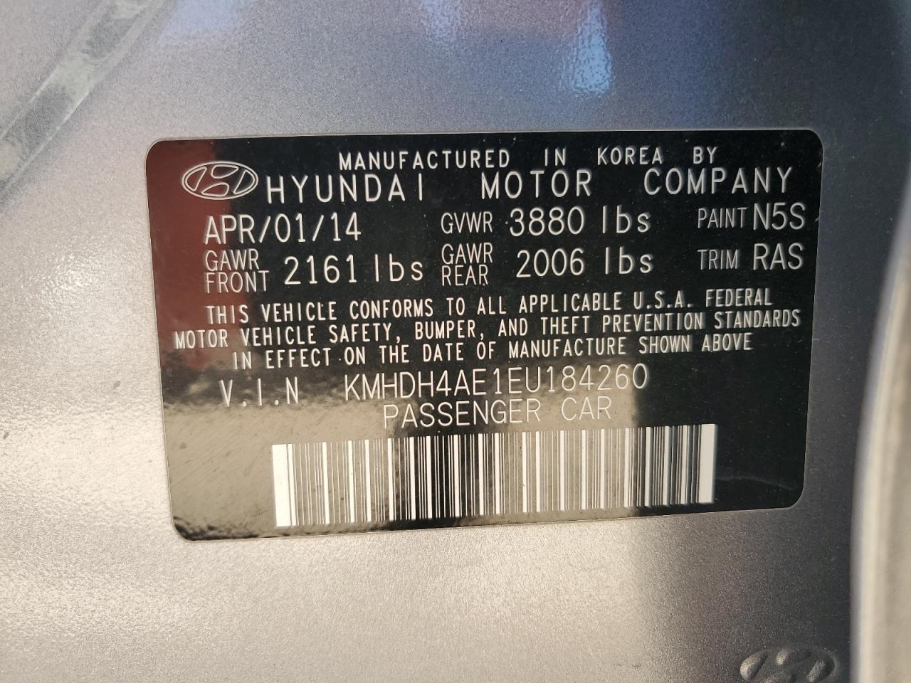 2014 Hyundai Elantra - Image 13