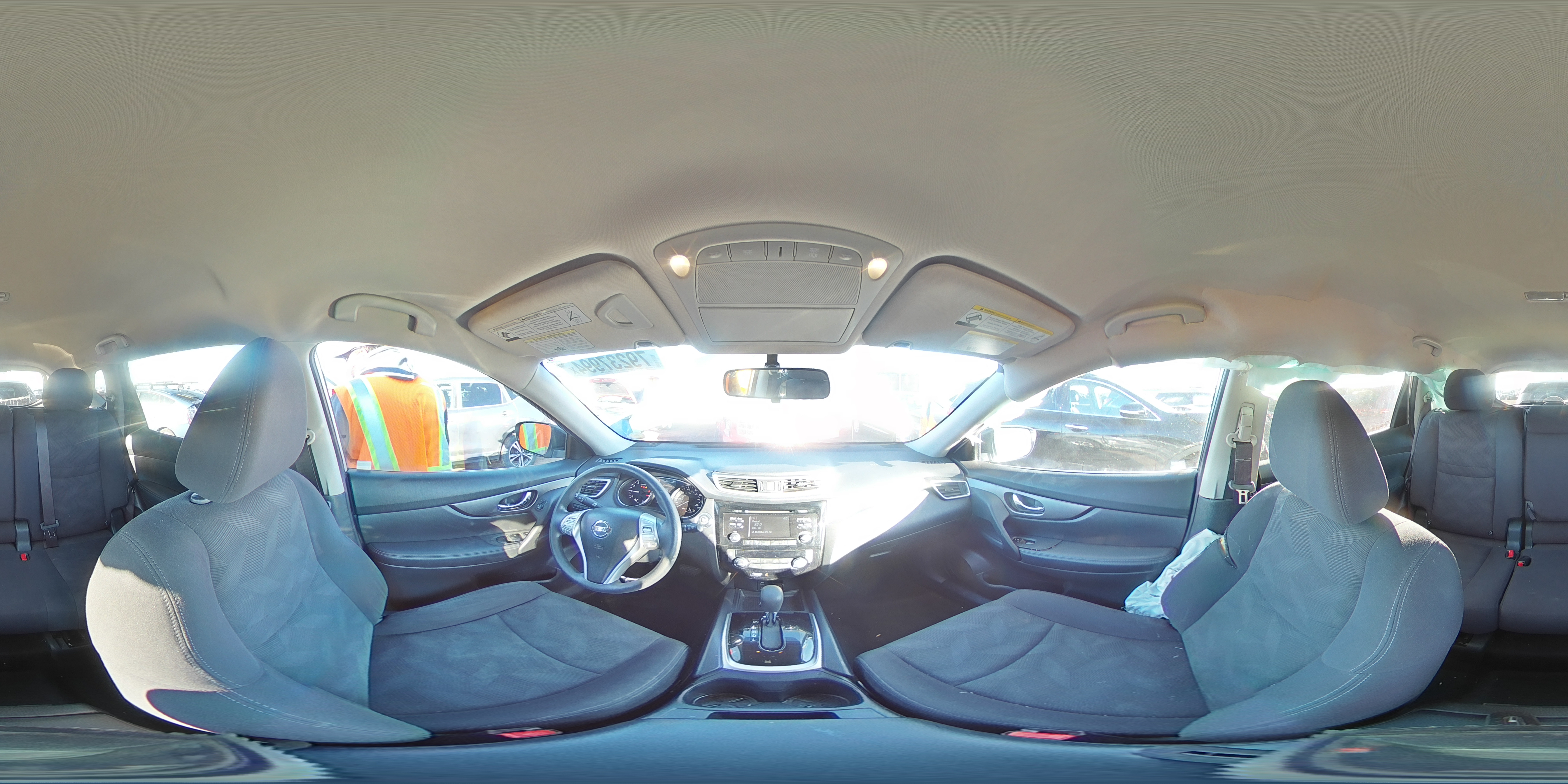 2016 Nissan Rogue - Image 14