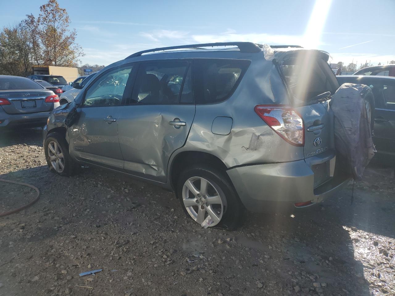 2006 Toyota RAV 4 - Image 2