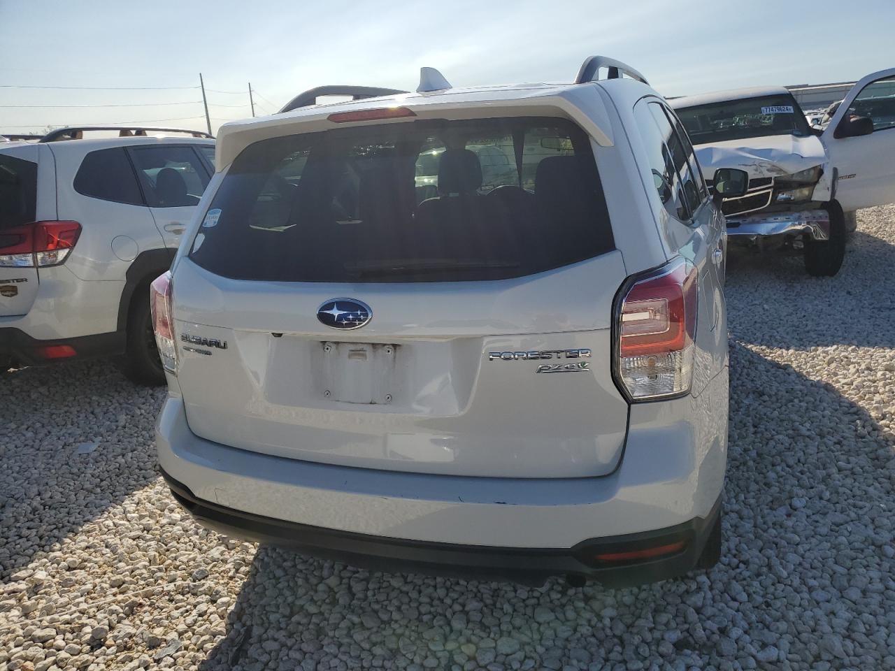 2017 Subaru Forester - Image 6