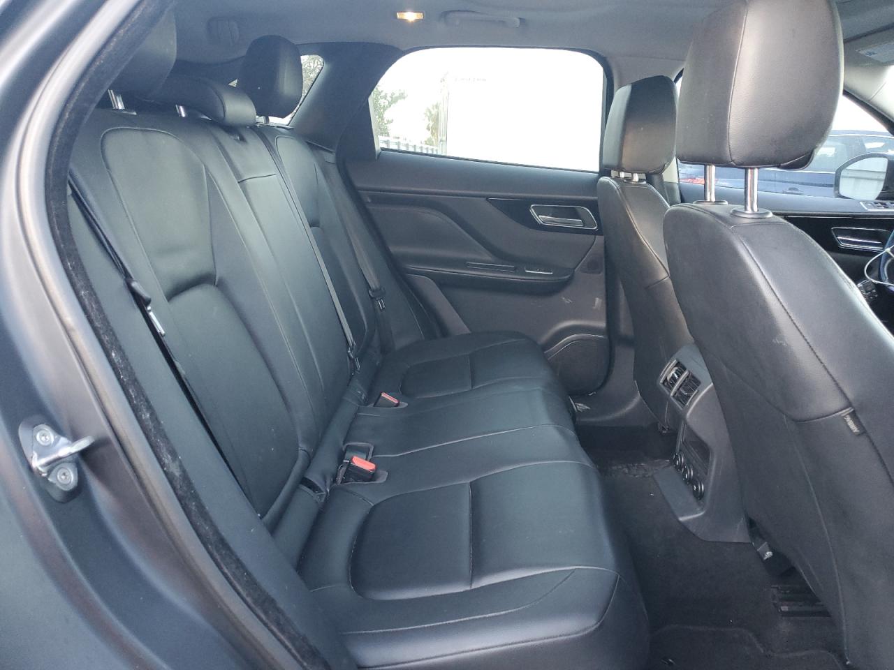 2018 Jaguar F-Pace Premium VIN: SADCJ2GX6JA235723 Lot: 80827714