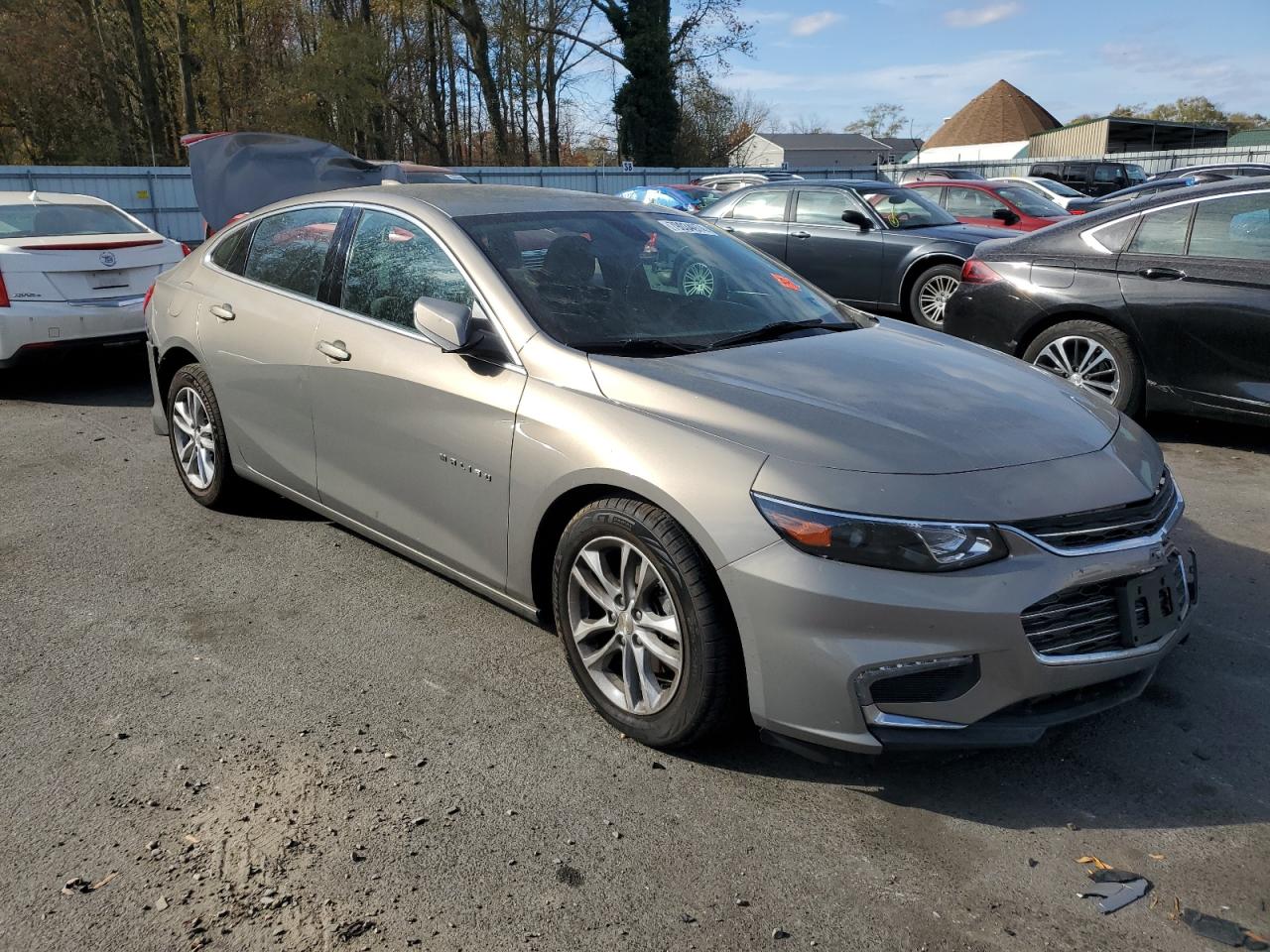 2017 Chevrolet Malibu - Image 4