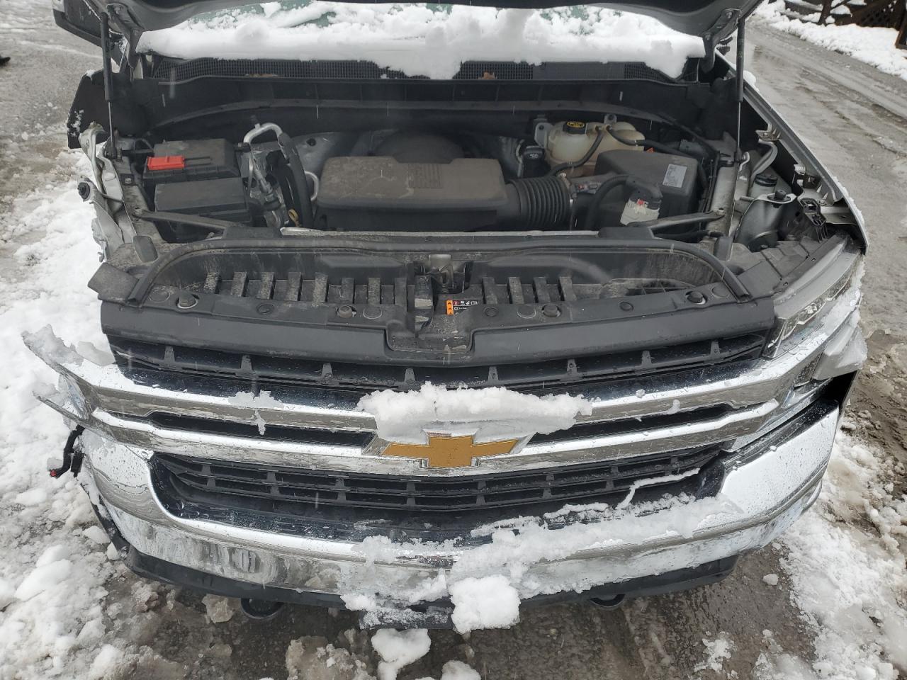 2020 Chevrolet Silverado - Image 12