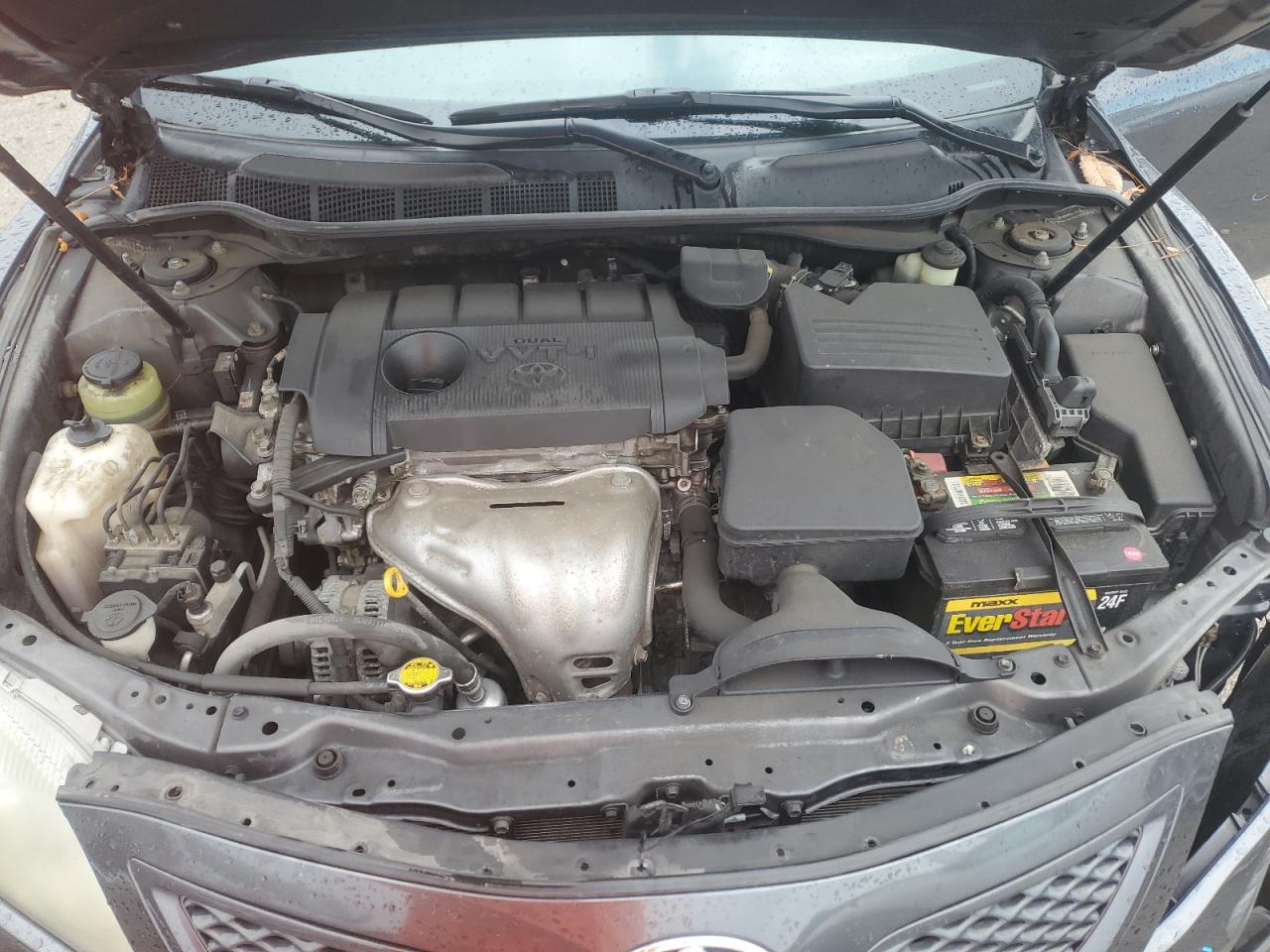 2011 Toyota Camry - Image 11