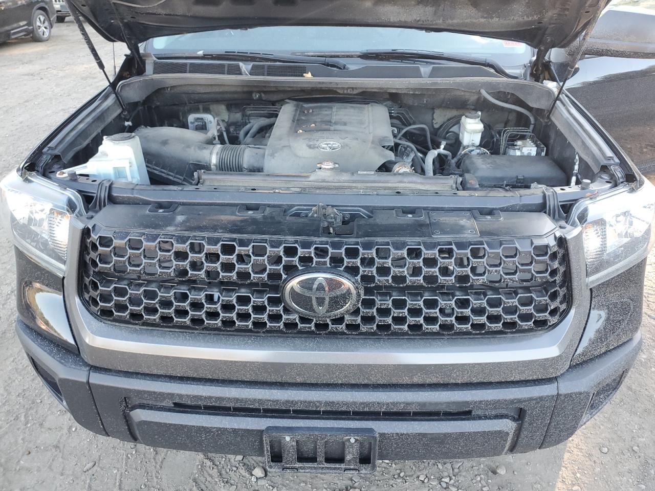 VIN 5TFUM5F14JX076218 2018 TOYOTA TUNDRA no.11