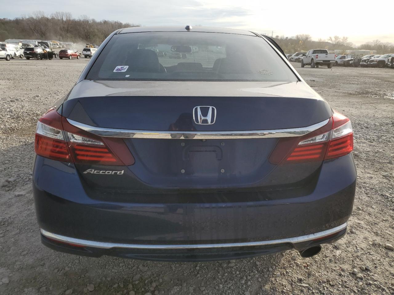 2017 Honda Accord Exl VIN: 1HGCR2F82HA266168 Lot: 82038794