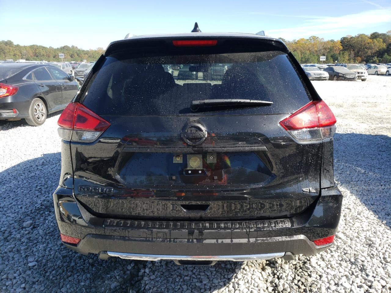2017 Nissan Rogue - Image 6