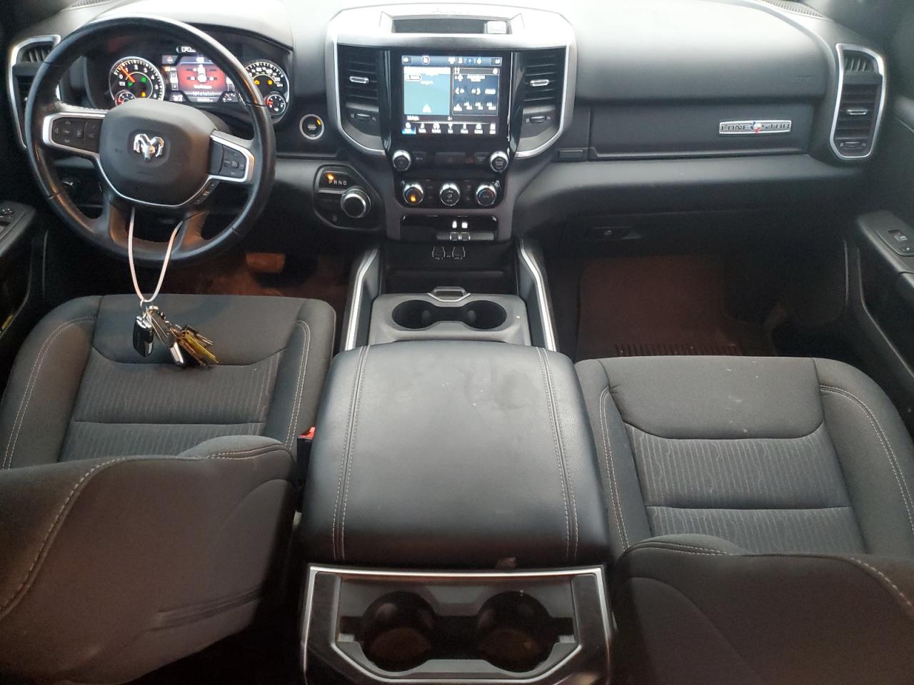 2022 RAM 1500 - Image 8
