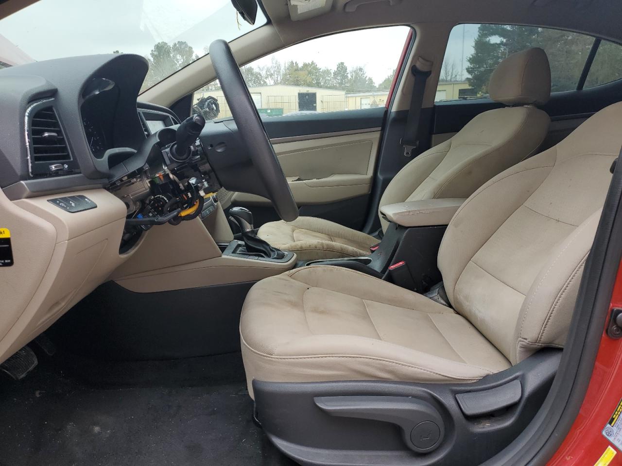 2018 Hyundai Elantra - Image 7