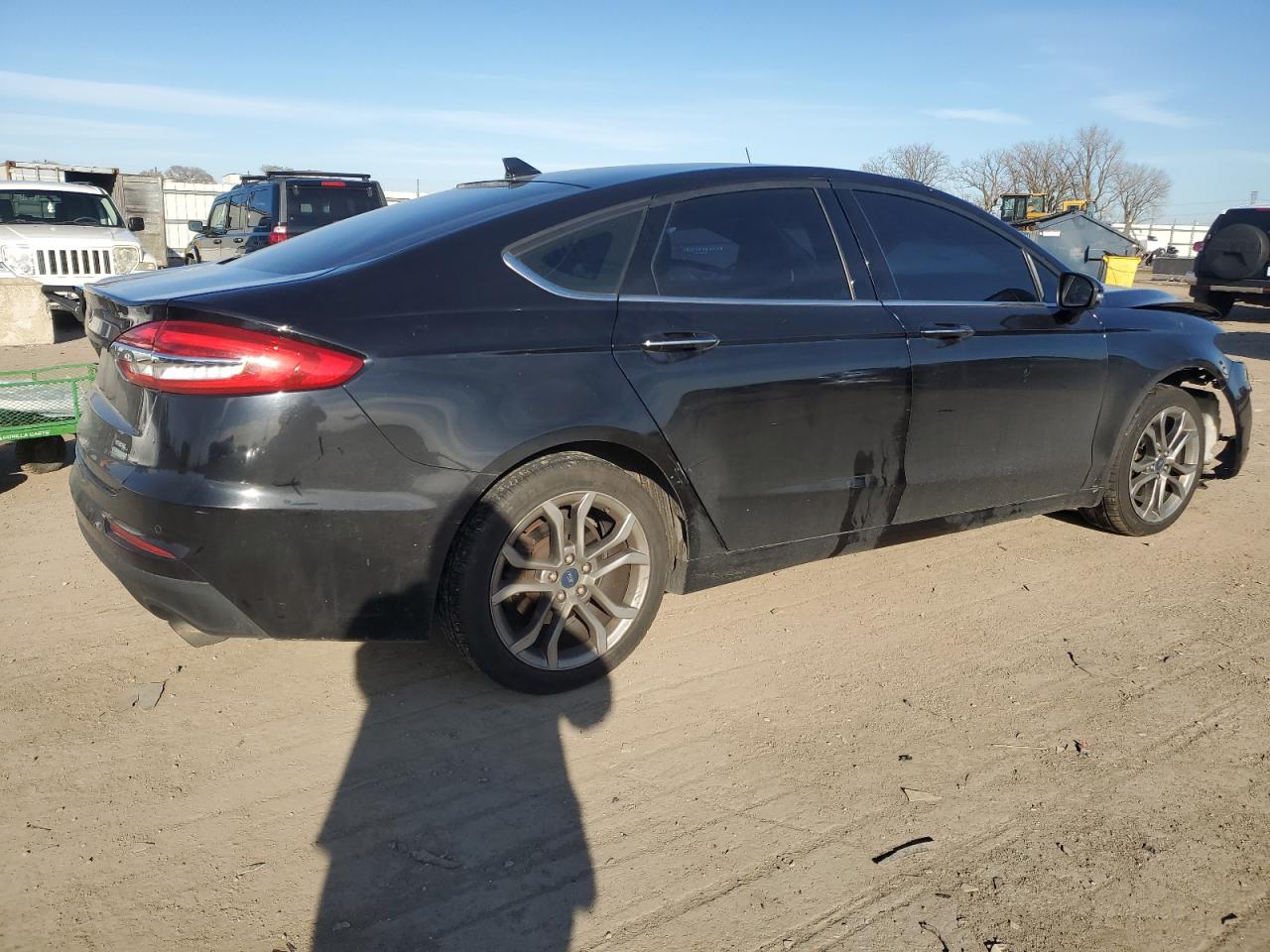 2020 Ford Fusion - Image 3
