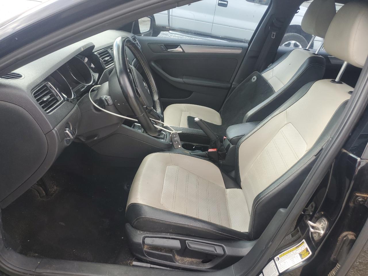 2016 Volkswagen Jetta - Image 7