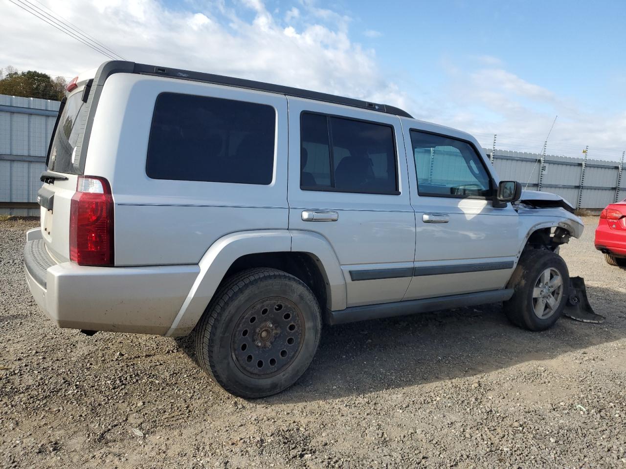 2008 Jeep Commander Sport VIN: 1J8HG48K18C205695 Lot: 78912174