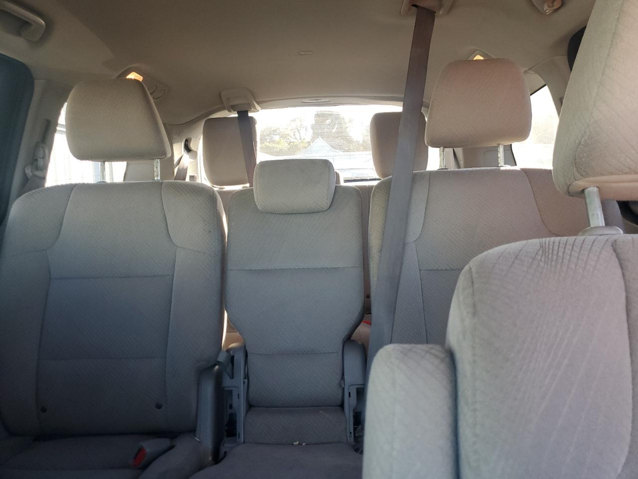2014 Honda Odyssey - Image 10