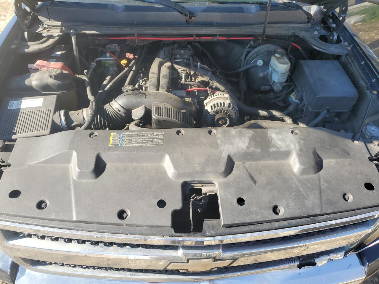 2008 Chevrolet Silverado - Image 11