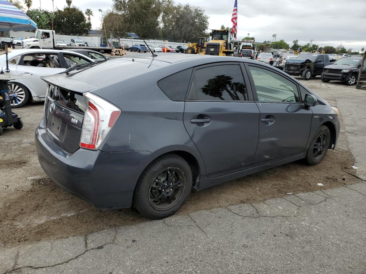 VIN JTDKN3DU4D5670376 2013 TOYOTA PRIUS no.3