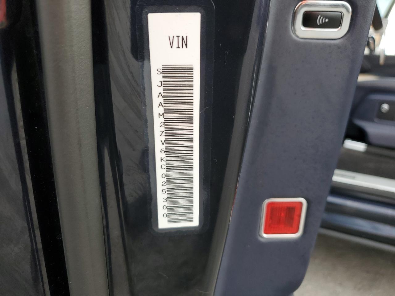 2019 Bentley Bentayga - Image 13