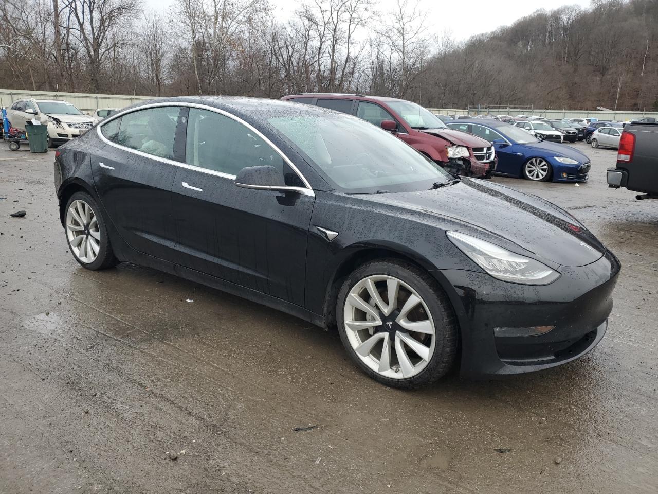 VIN 5YJ3E1EB6KF212016 2019 TESLA MODEL 3 no.4