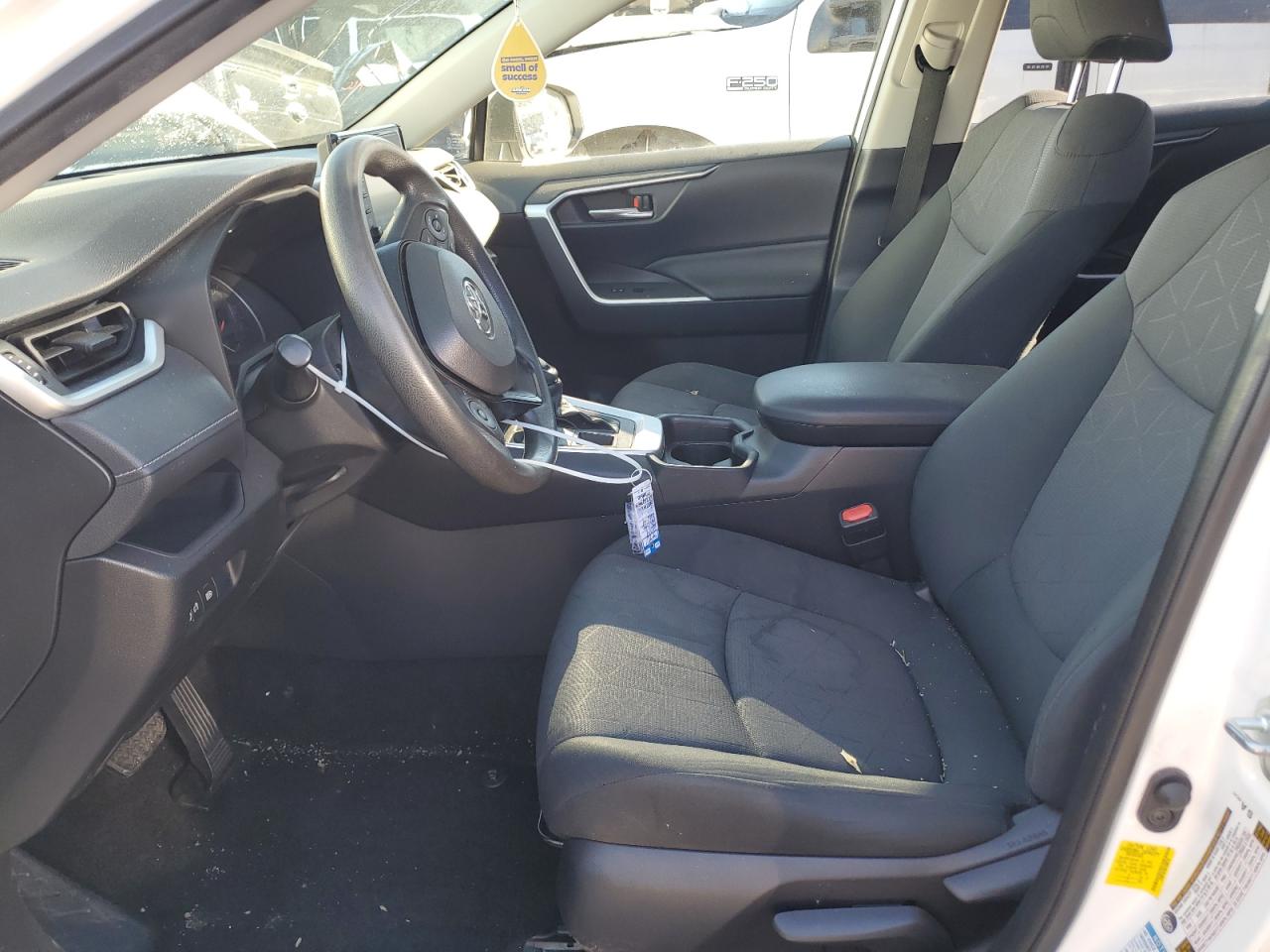 2019 Toyota Rav4 Xle VIN: JTMP1RFV0KD500738 Lot: 80703284