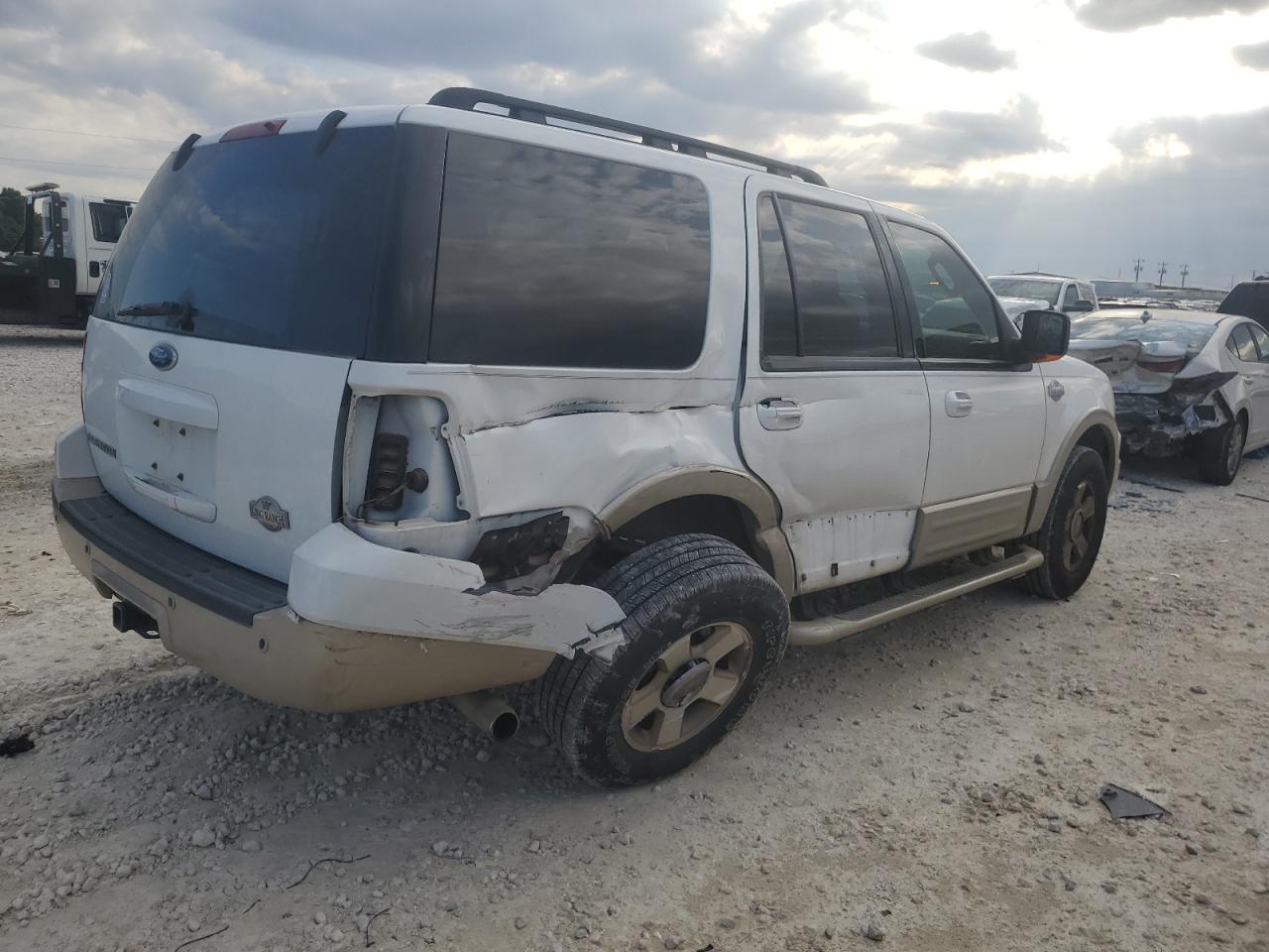 2006 Ford Expedition - Image 3