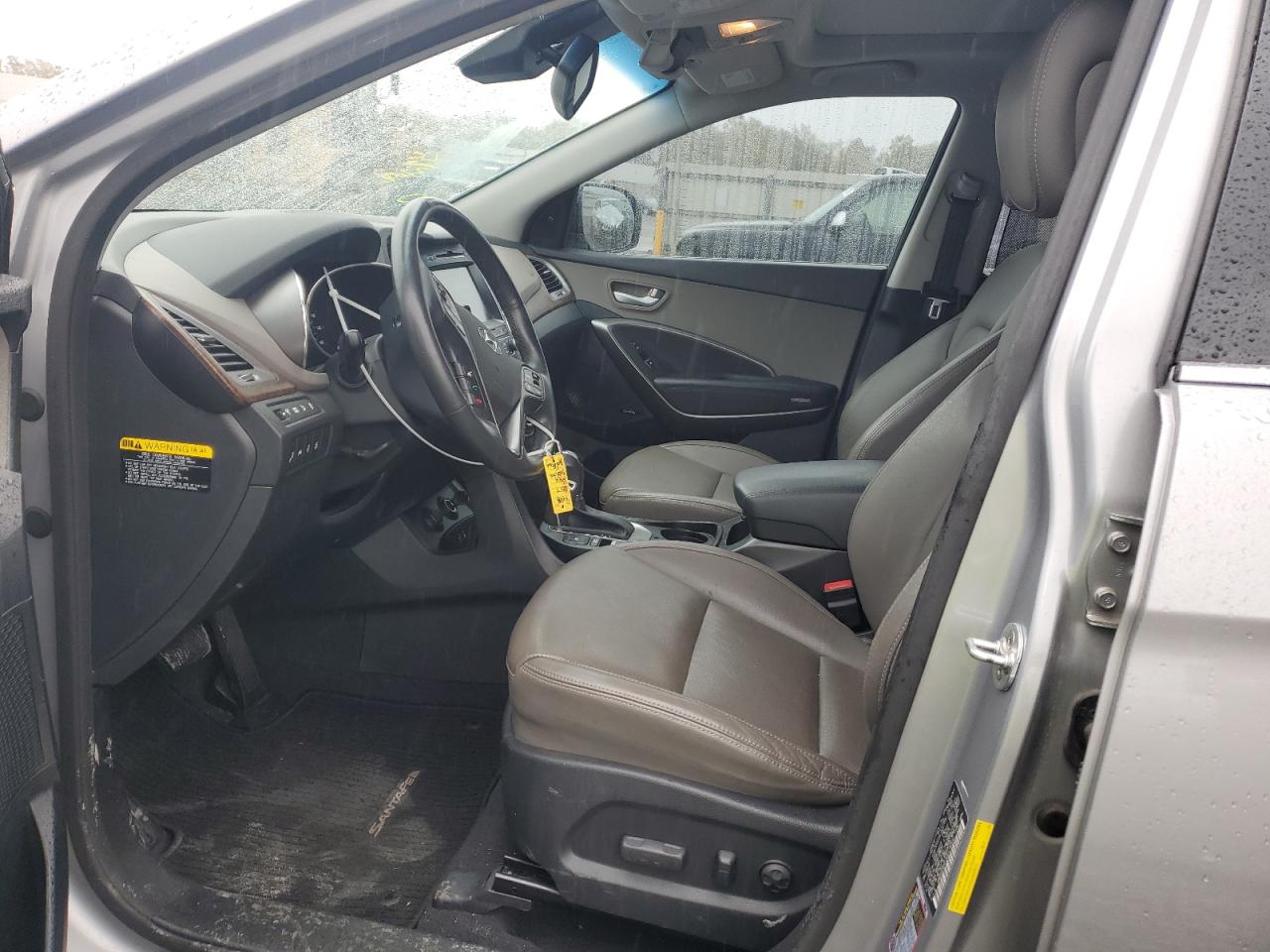 2017 Hyundai Santa Fe - Image 7