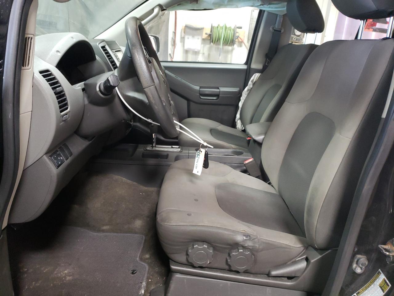 2015 Nissan XTerra - Image 7