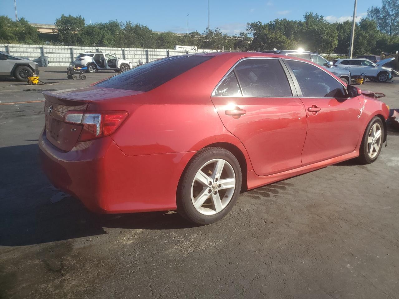 2014 Toyota Camry - Image 3