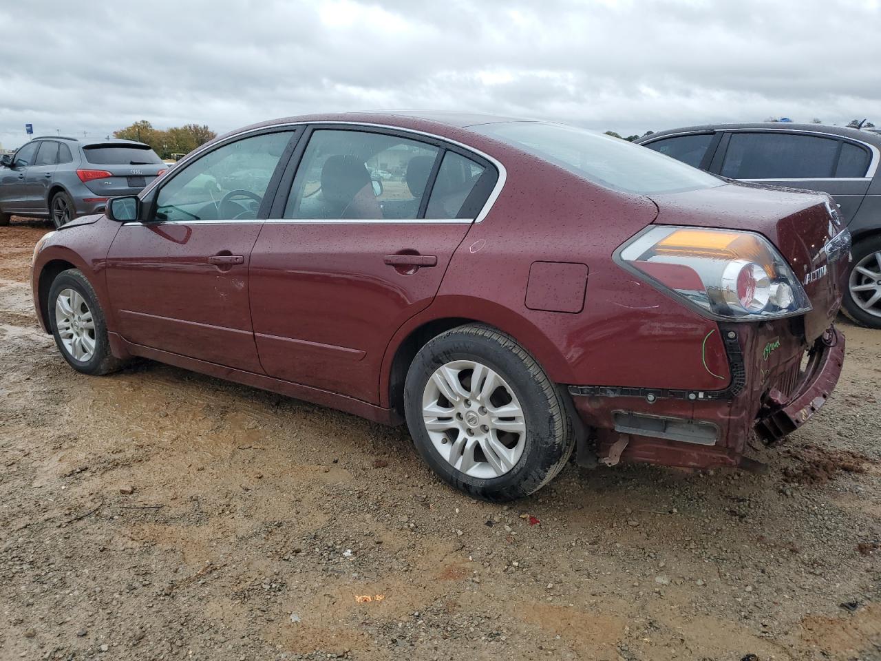 2012 Nissan Altima - Image 2