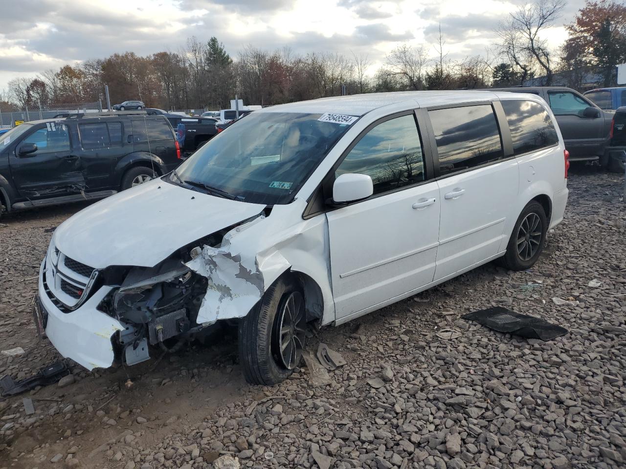 2017 Dodge Caravan - Image 1