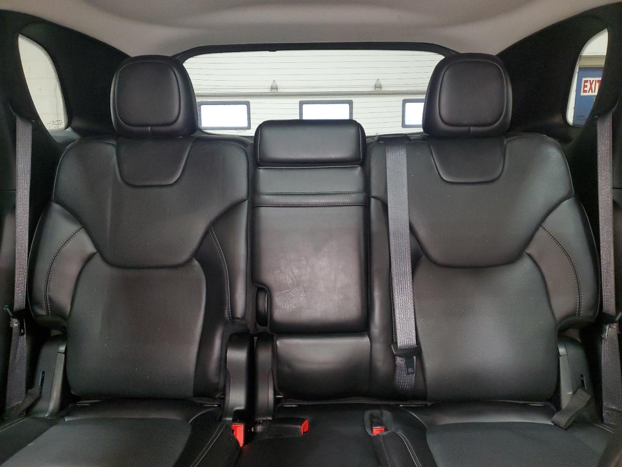 2019 Jeep Cherokee - Image 10