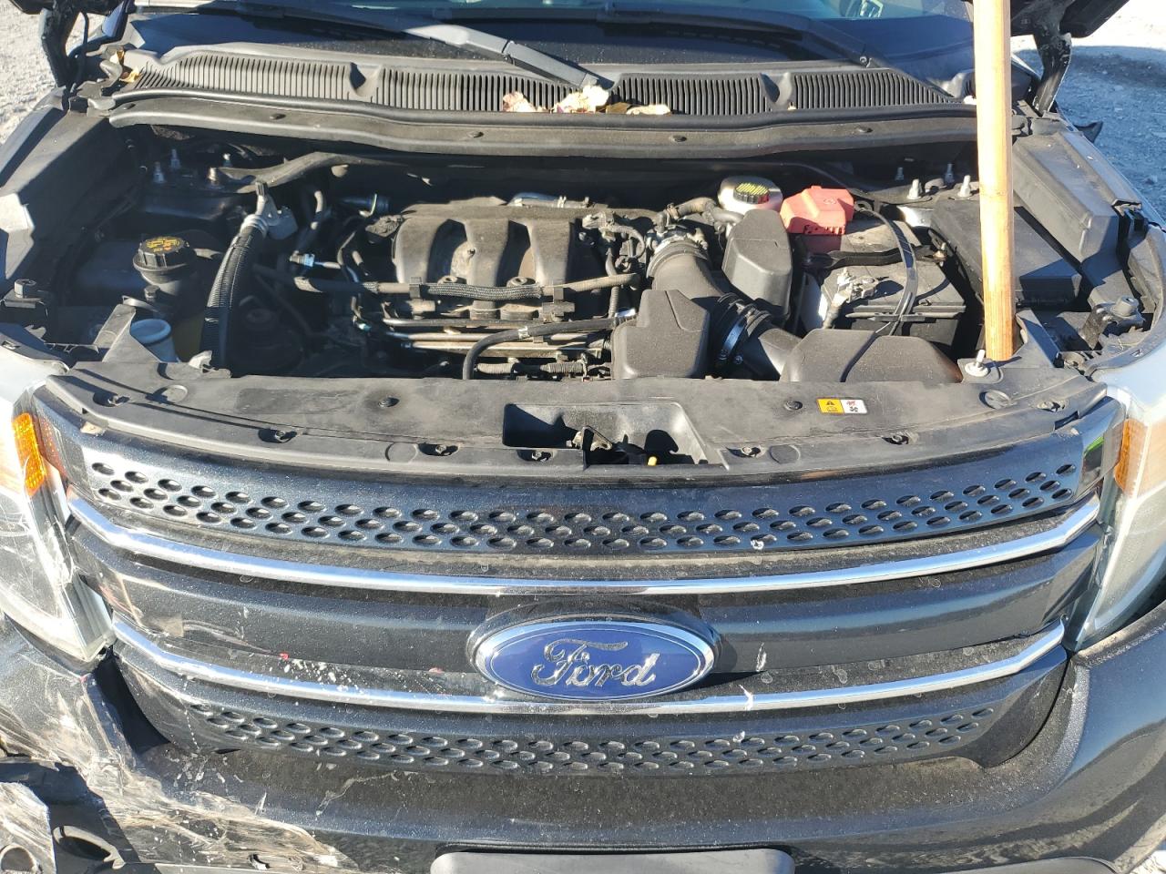 2011 Ford Explorer - Image 13